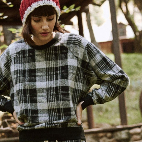 THE GREAT. Tops - The Great. The College Sweatshirt Black Lumber plaid size small